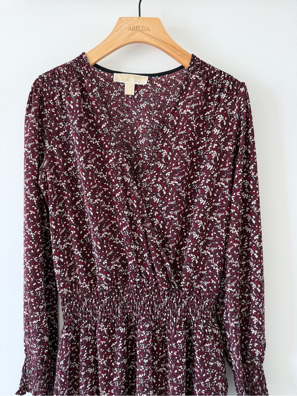 Michael Kors Floral Smocked Mini Dress Burgundy Long Sleeve V-Neck Size S - Picture 5 of 16